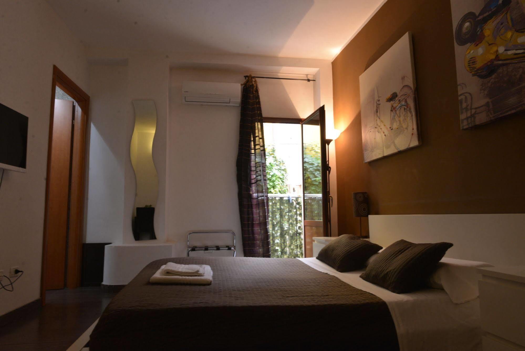Globetrotter Catania Villa Bagian luar foto